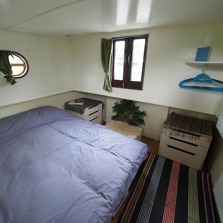 Hotel Roisin Dubh Houseboat Sallins Zewnętrze zdjęcie
